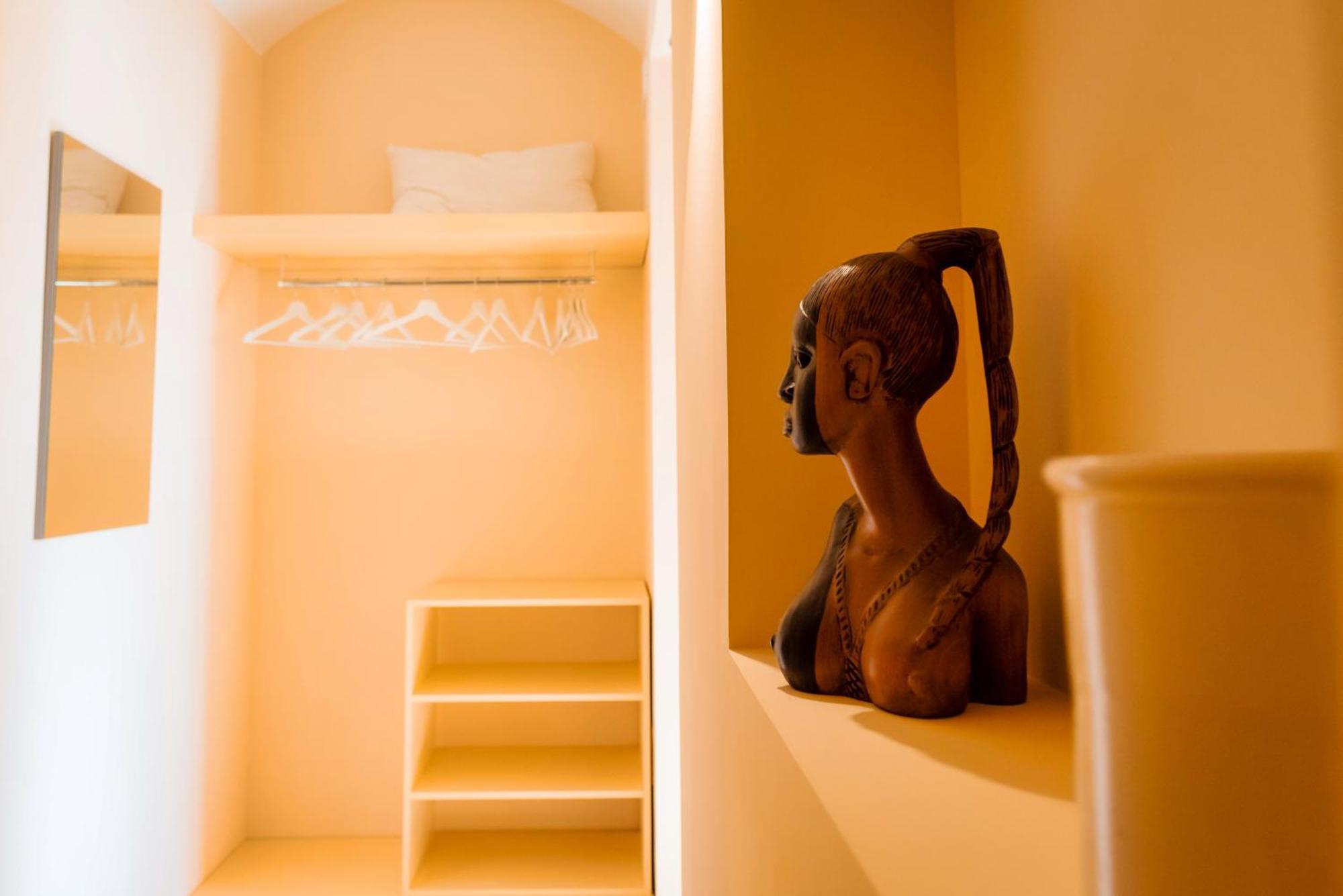 Yourhome - Casa Cafiero メタ エクステリア 写真