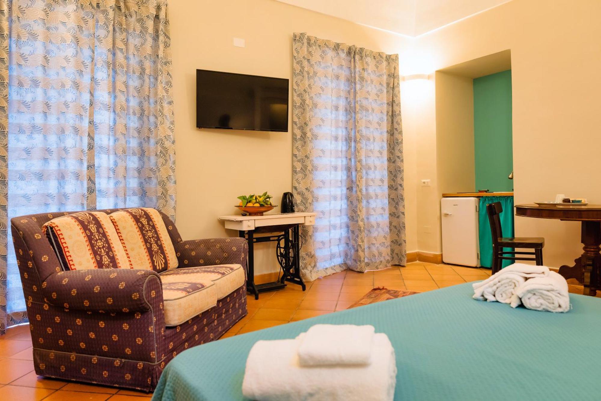 Yourhome - Casa Cafiero メタ エクステリア 写真