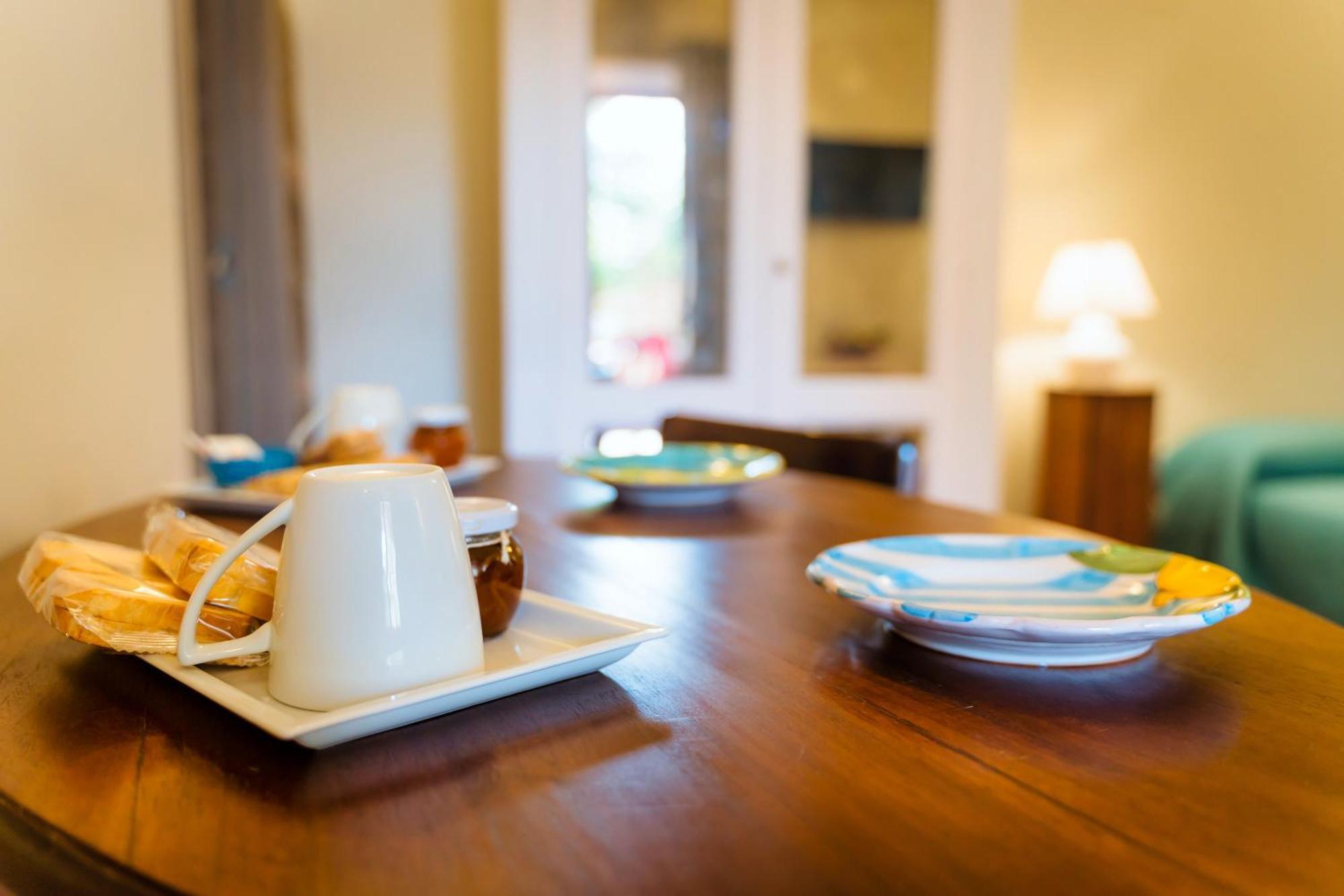 Yourhome - Casa Cafiero メタ エクステリア 写真